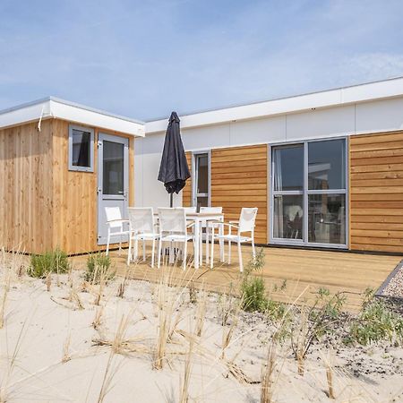 Comfortable Chalet 4 5Km From Rockanje Hellevoetsluis Exterior photo