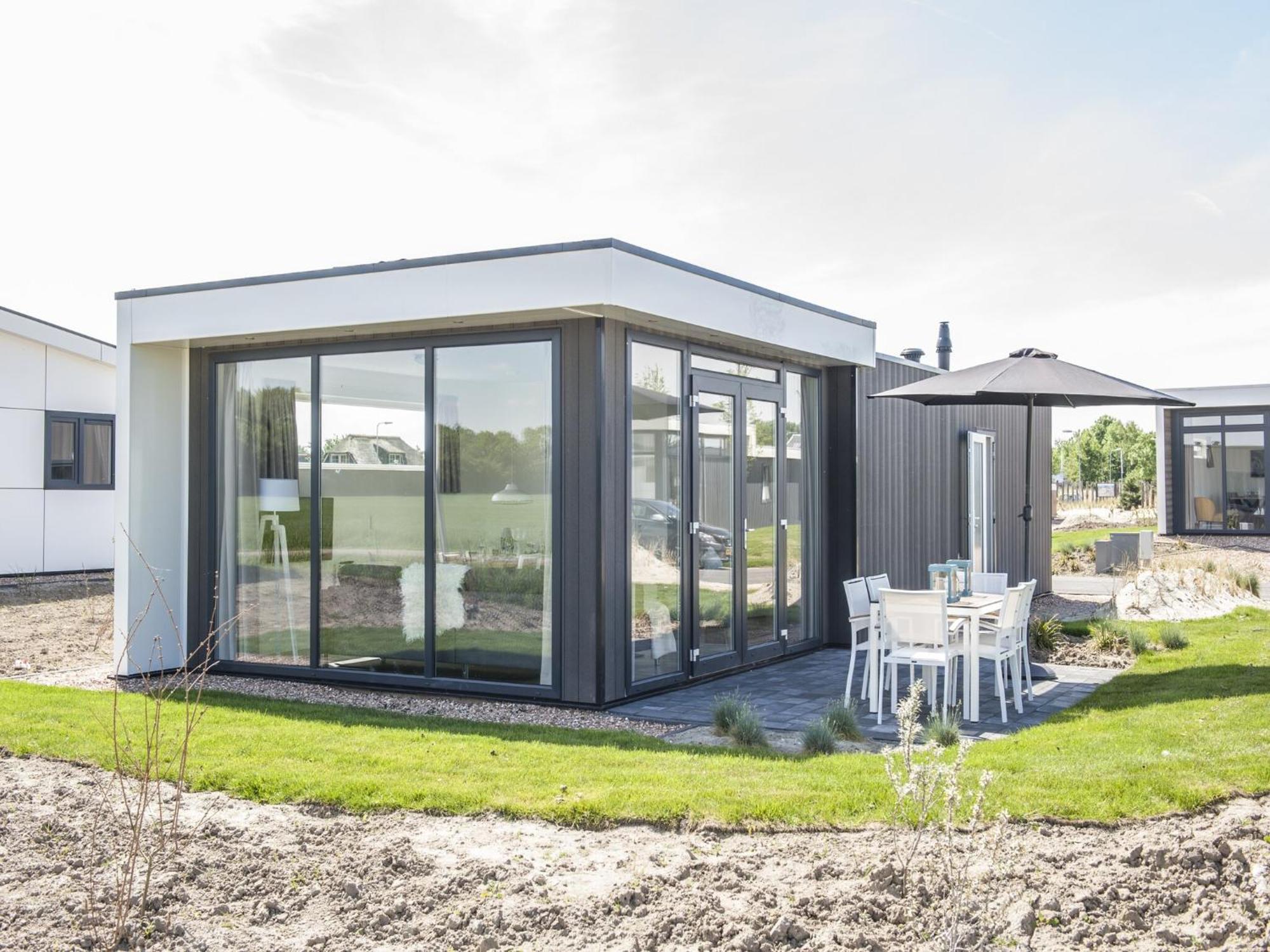 Comfortable Chalet 4 5Km From Rockanje Hellevoetsluis Exterior photo