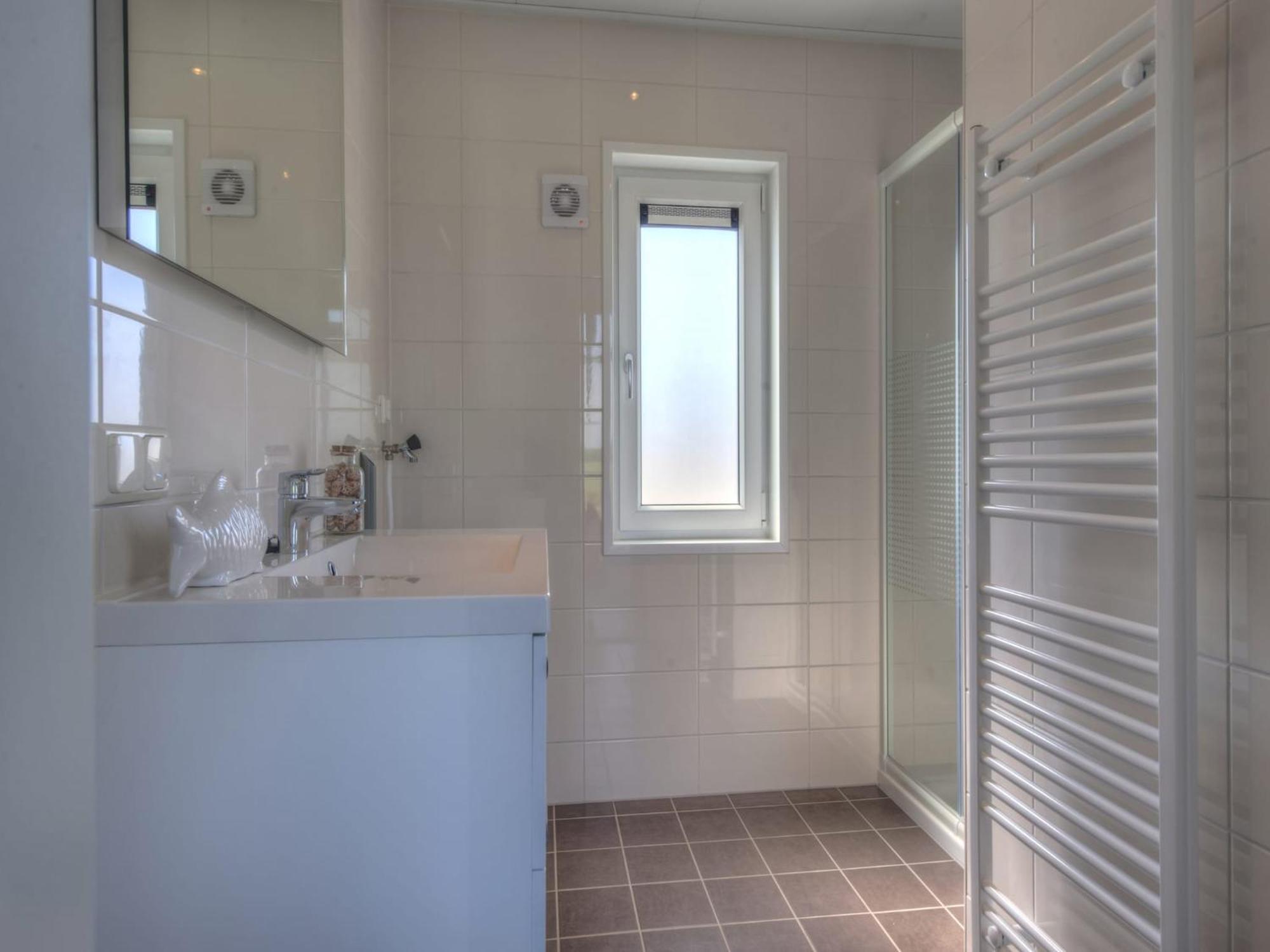 Comfortable Chalet 4 5Km From Rockanje Hellevoetsluis Exterior photo