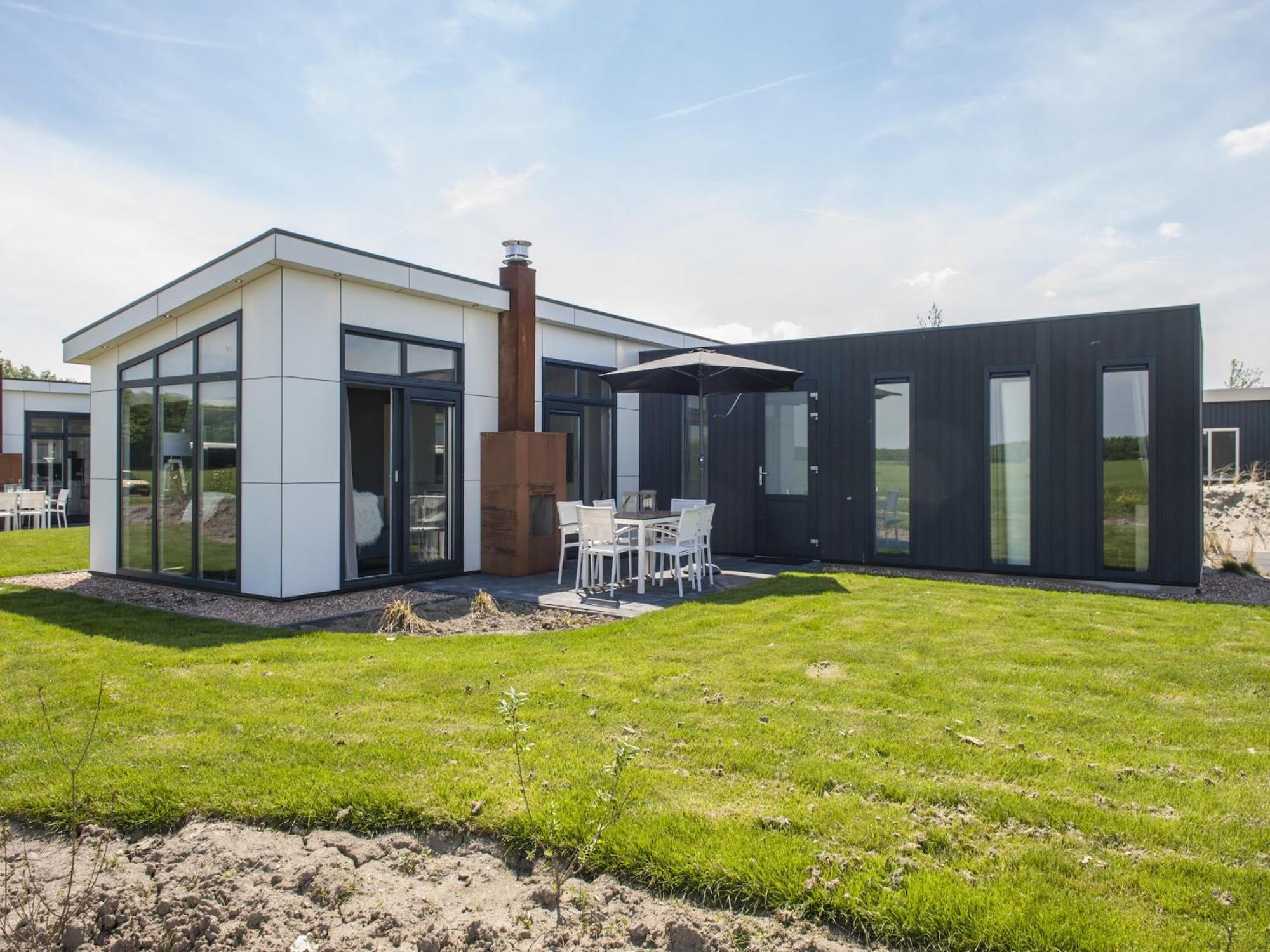 Comfortable Chalet 4 5Km From Rockanje Hellevoetsluis Exterior photo